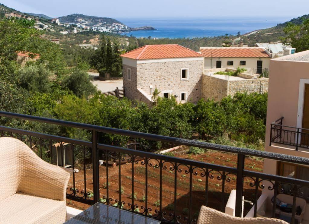 Pantheon Villas & Suites Vlikhádha Exterior foto